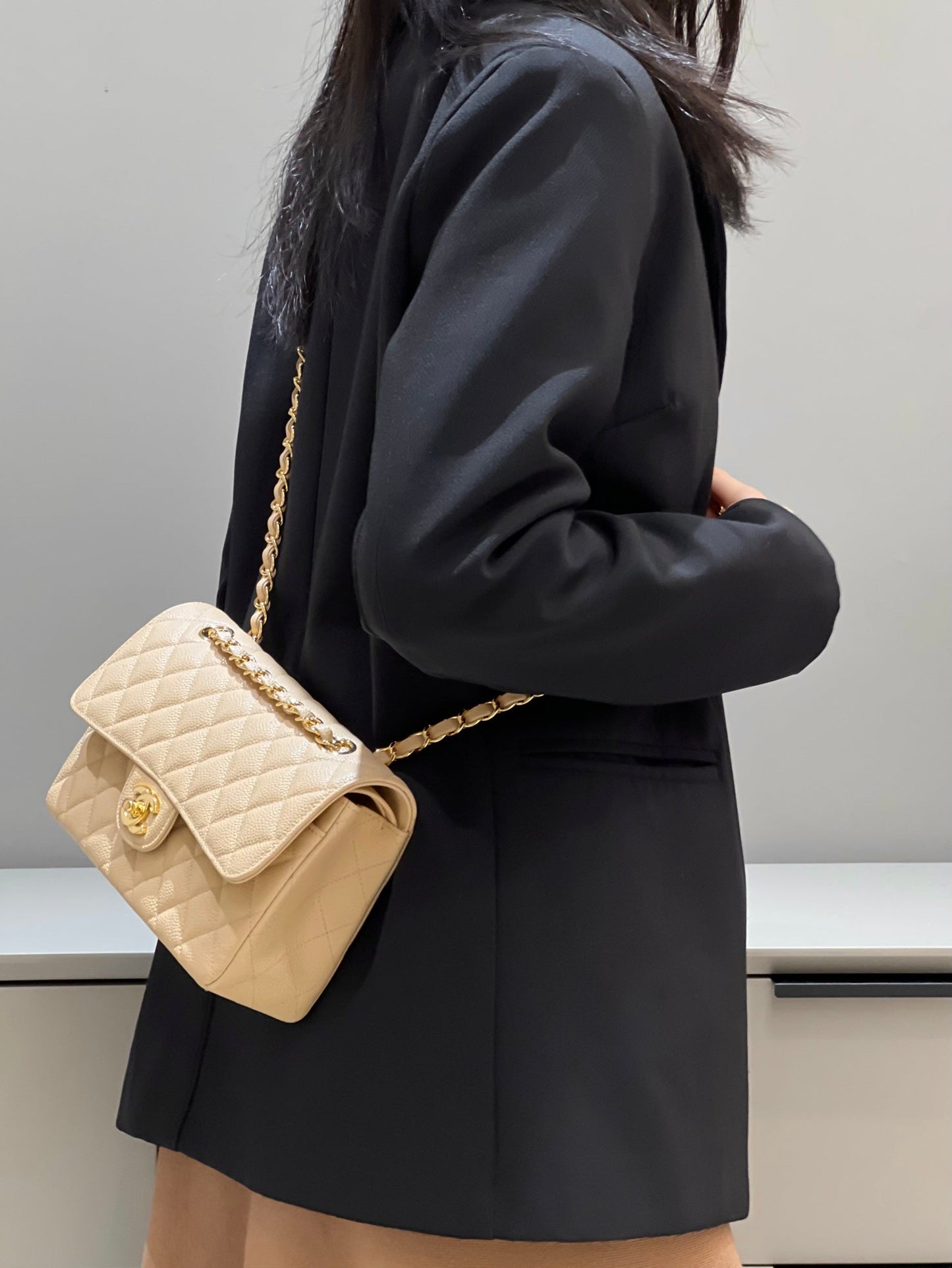 CH SMALL CLASSIC HANDBAG 23 Grained Calfskin Apricot