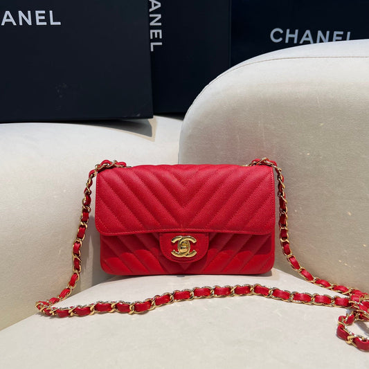 CH MINI CLASSIC HANDBAG 20 Small Grained Calfskin V Pattern Red