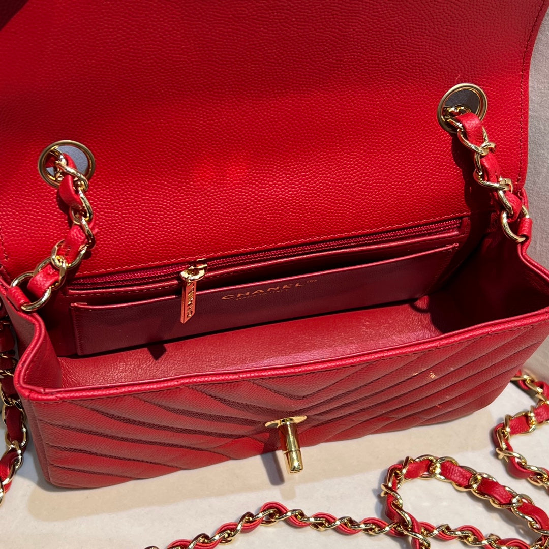 CH MINI CLASSIC HANDBAG 20 Small Grained Calfskin V Pattern Red