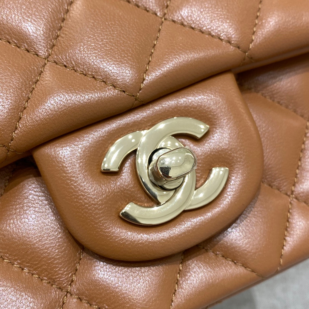 CH  MINI CLASSIC HANDBAG 20 Lambskin Gold Brown