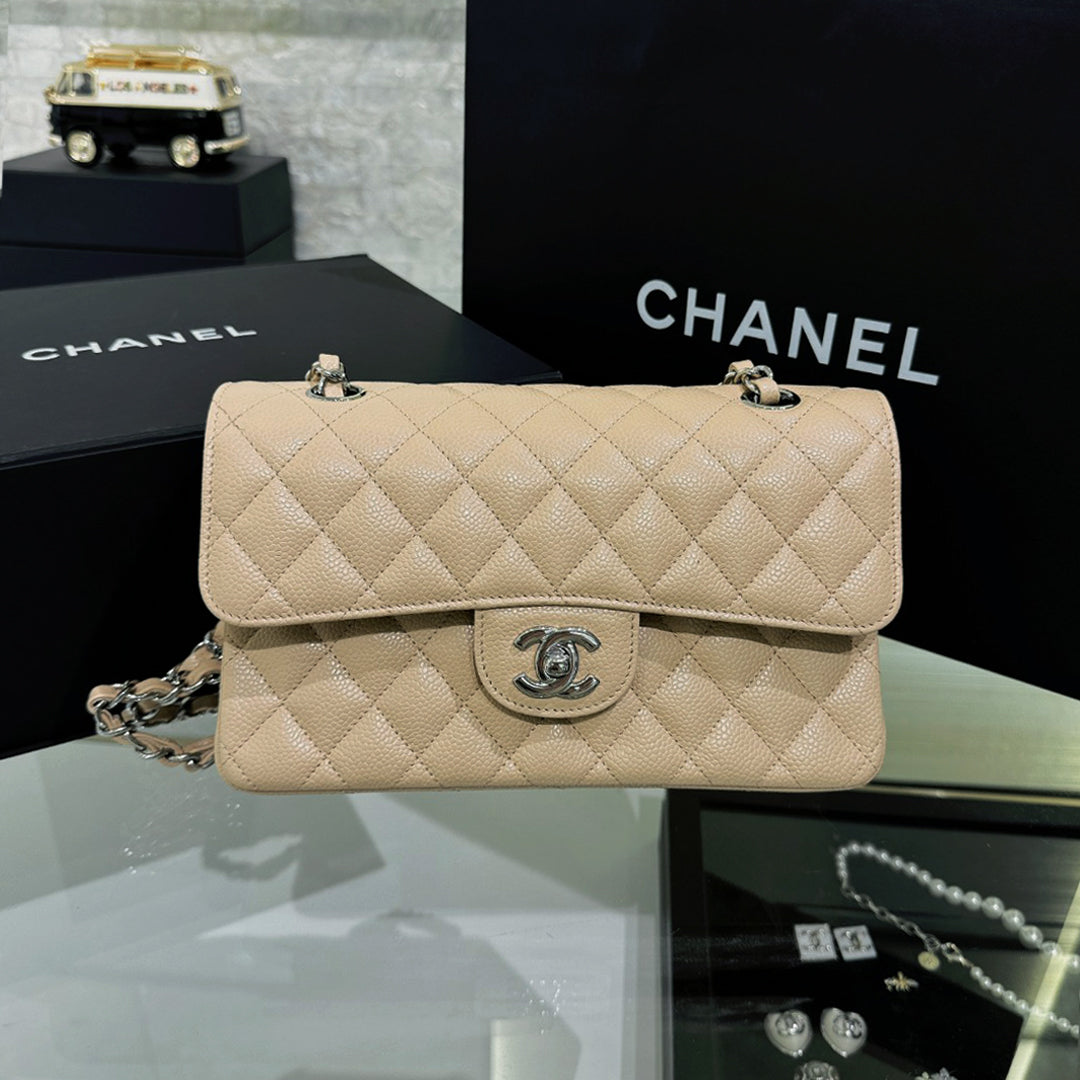 CH SMALL CLASSIC HANDBAG 23 Grained Calfskin Apricot