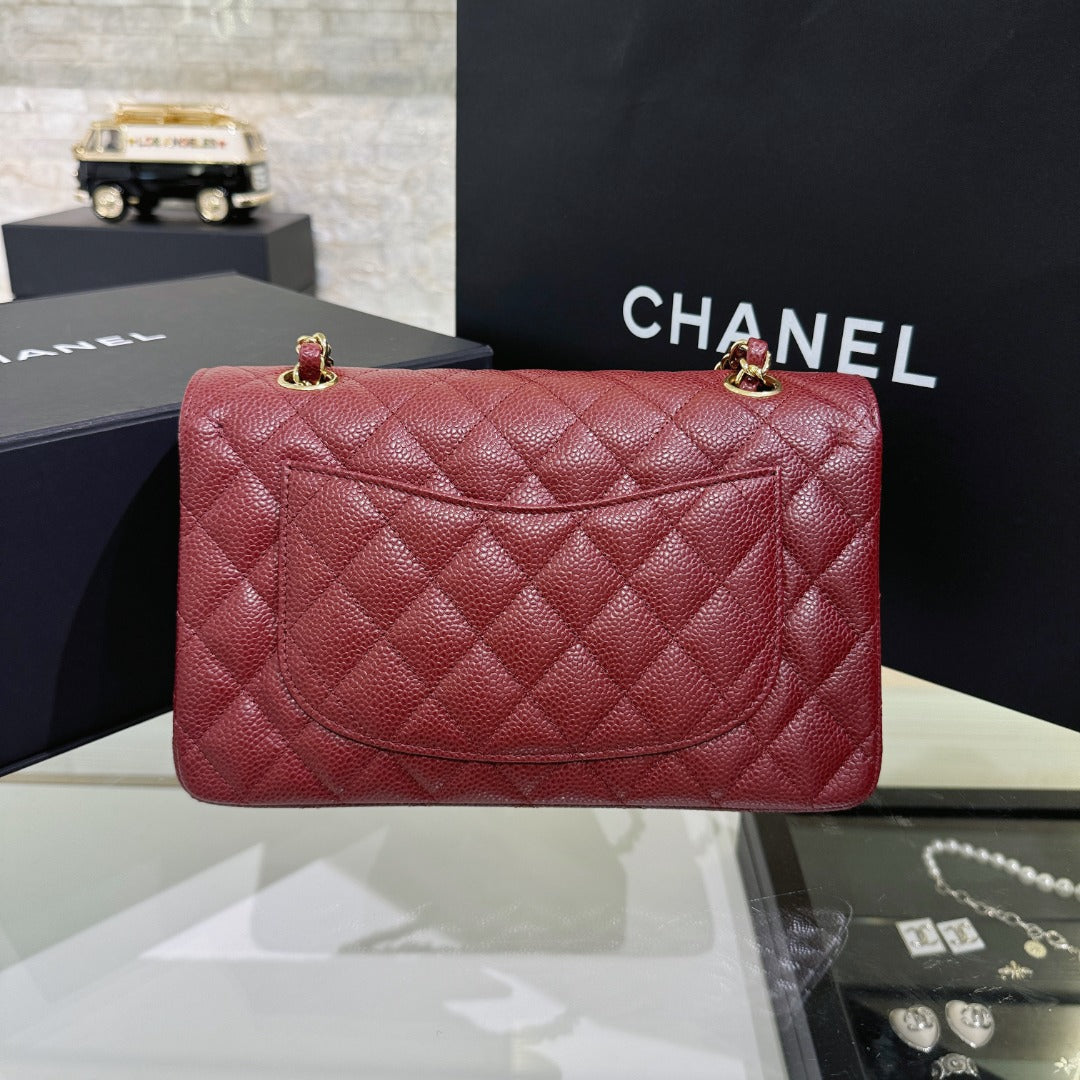 CH  SMALL CLASSIC HANDBAG 23 Grained Calfskin Red Wine Color