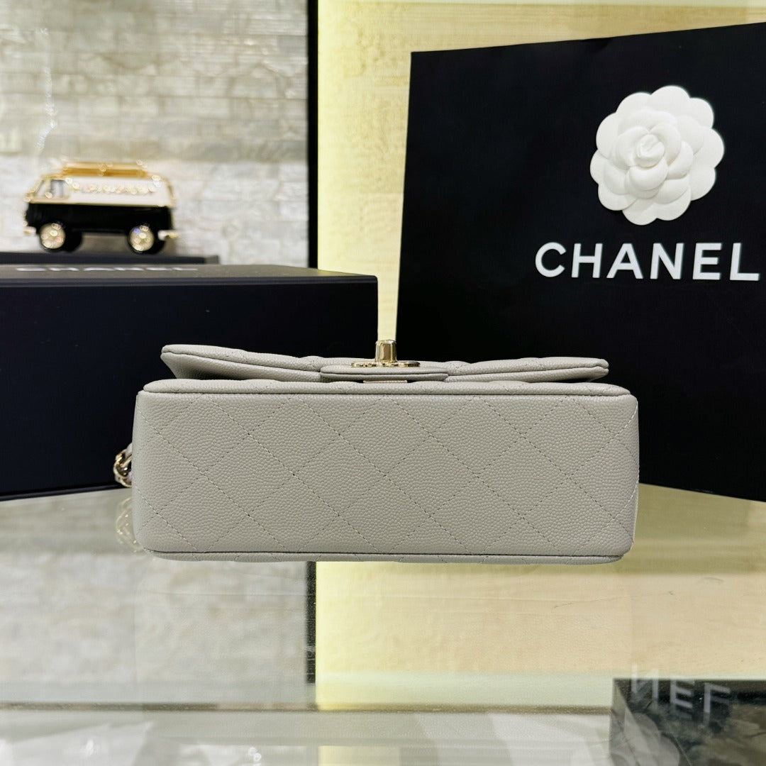 CH  MINI CLASSIC HANDBAG 20 Small Grained Calfskin Light Grey