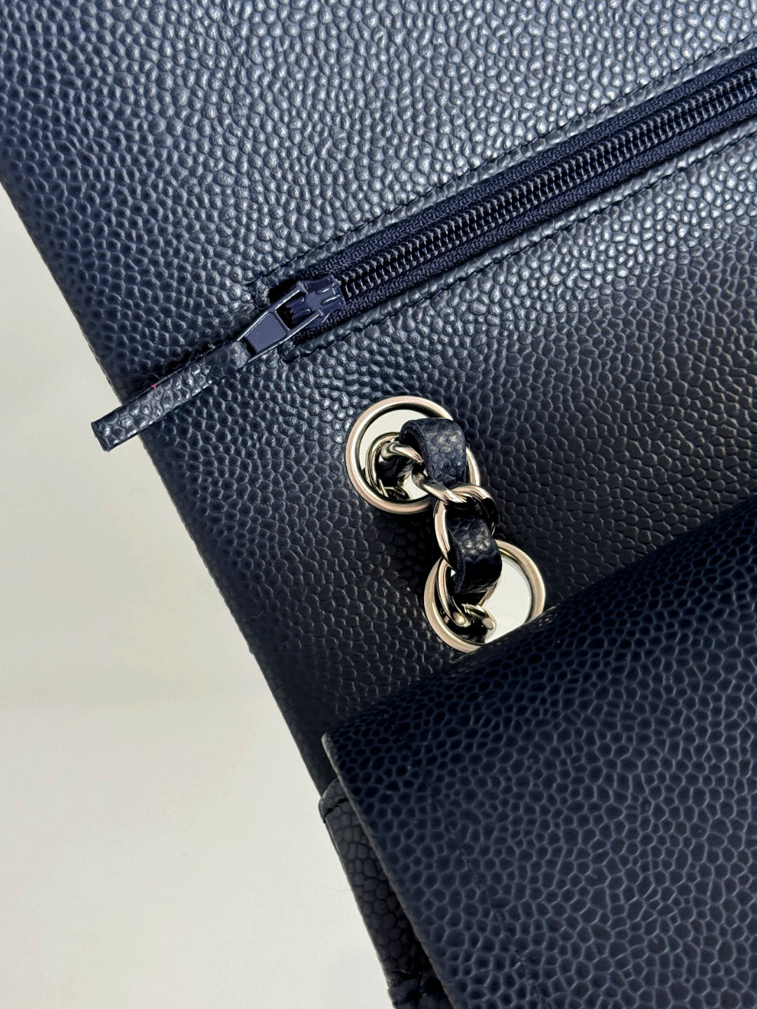 CH  CLASSIC 11.12 HANDBAG 25.5 Grained Calfskin Navy Blue