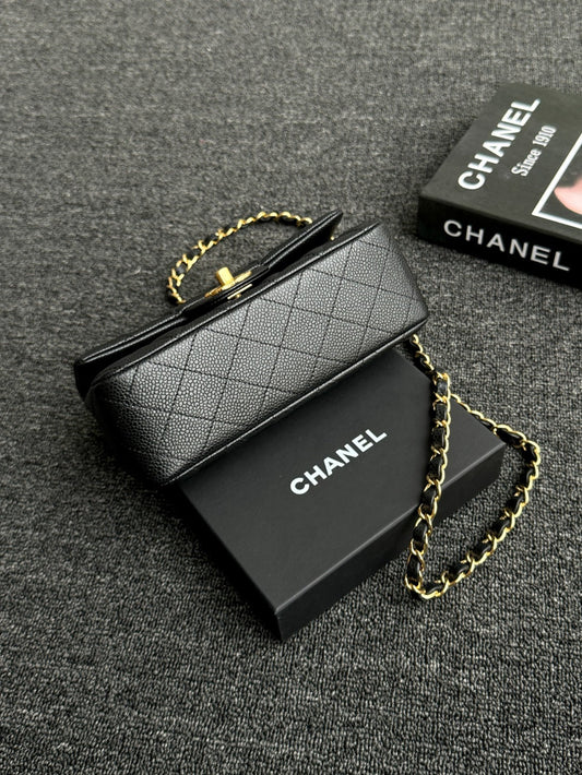 CH  MINI CLASSIC HANDBAG 20 Grained Calfskin Black