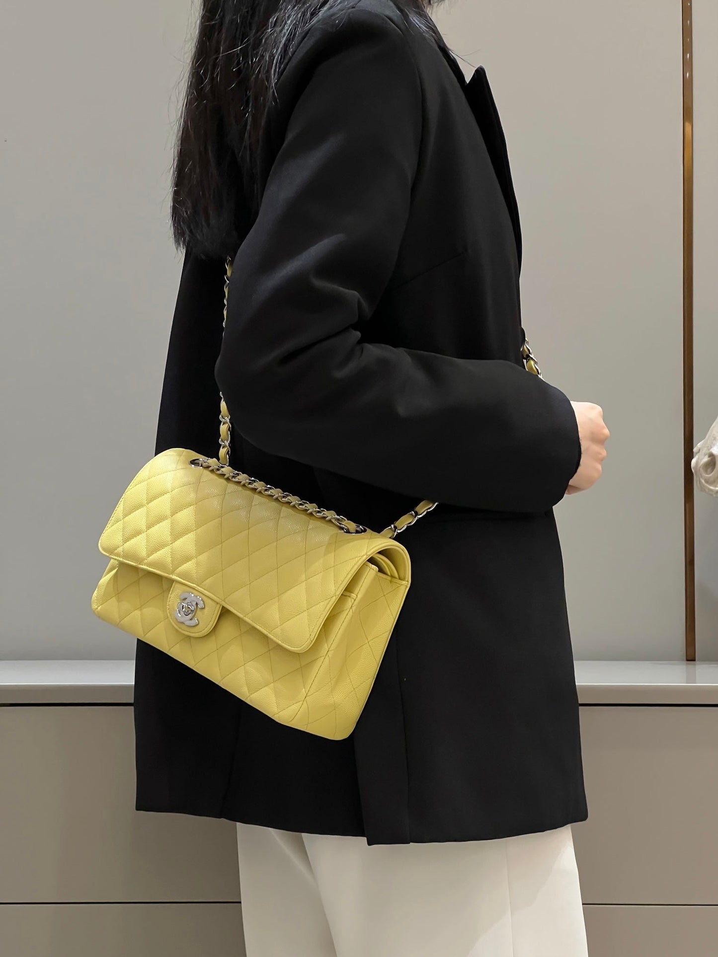 CH  CLASSIC 11.12 HANDBAG 25.5 Small Grained Calfskin Yellow