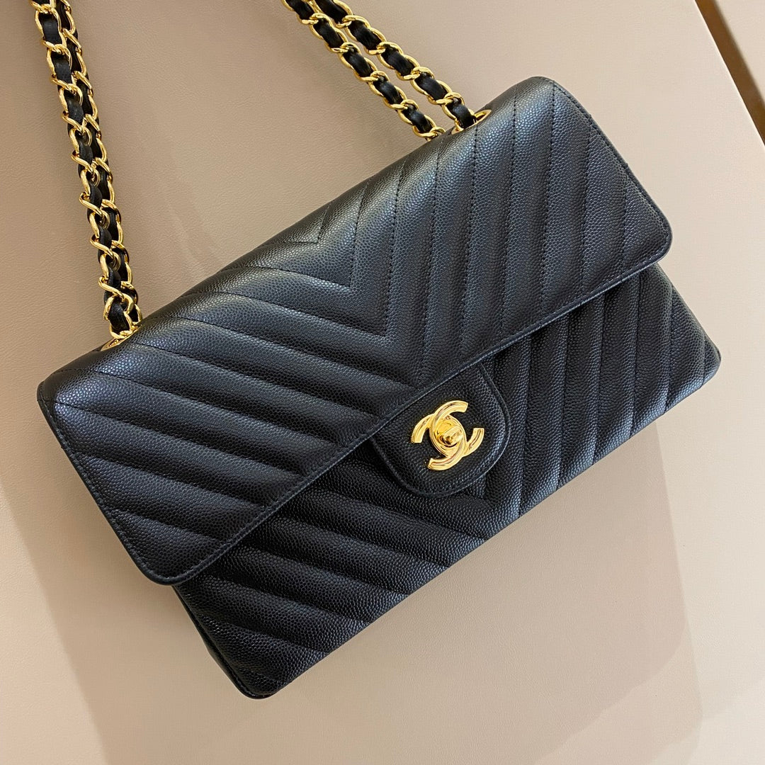 CH  CLASSIC 11.12 HANDBAG 25.5 Small Grained Calfskin  V Pattern Black