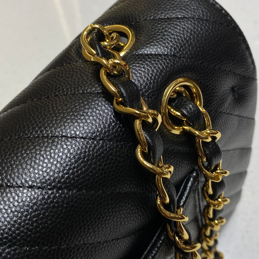 CH  CLASSIC 11.12 HANDBAG 25.5 Small Grained Calfskin  V Pattern Black