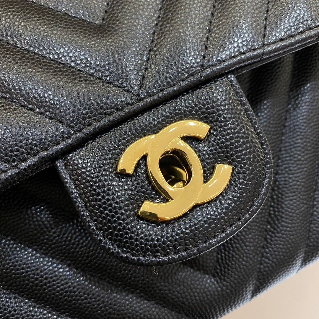 CH  CLASSIC 11.12 HANDBAG 25.5 Small Grained Calfskin  V Pattern Black