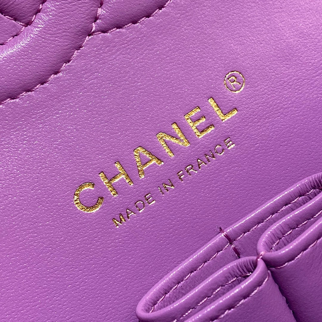 CH CLASSIC 11.12 HANDBAG 25.5 Small Grained Calfskin Taro Purple