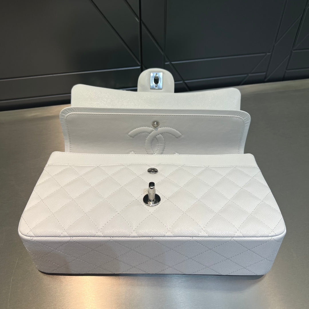 CH CLASSIC 11.12 HANDBAG 25.5 Small Grained Calfskin White