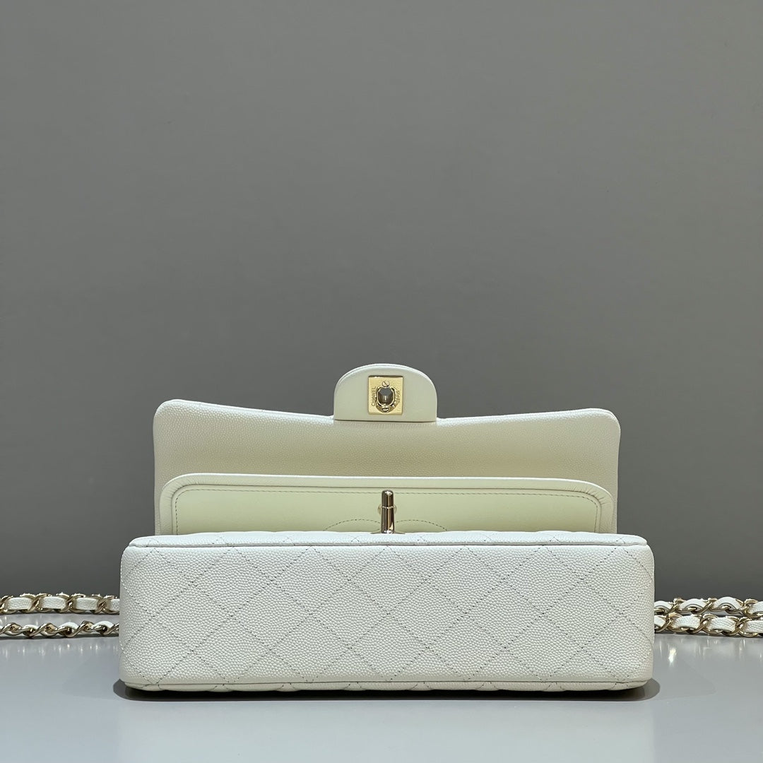 CH CLASSIC 11.12 HANDBAG 25.5 Small Grained Calfskin Milkshake White