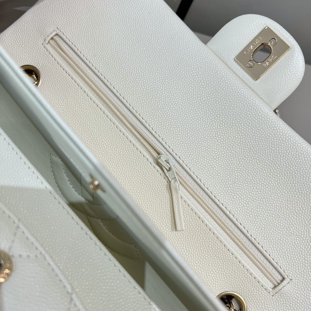 CH CLASSIC 11.12 HANDBAG 25.5 Small Grained Calfskin Milkshake White