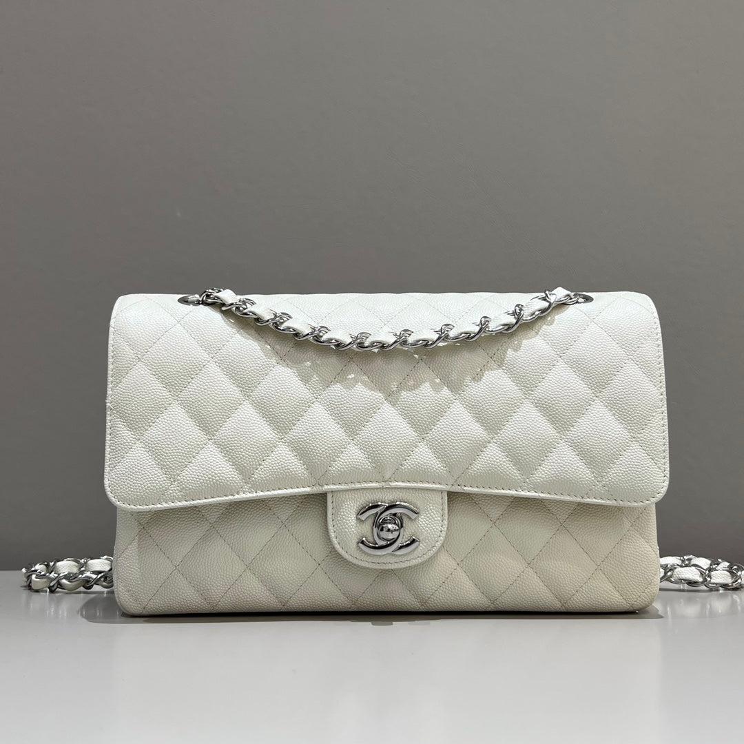 CH CLASSIC 11.12 HANDBAG 25.5 Small Grained Calfskin Milkshake White