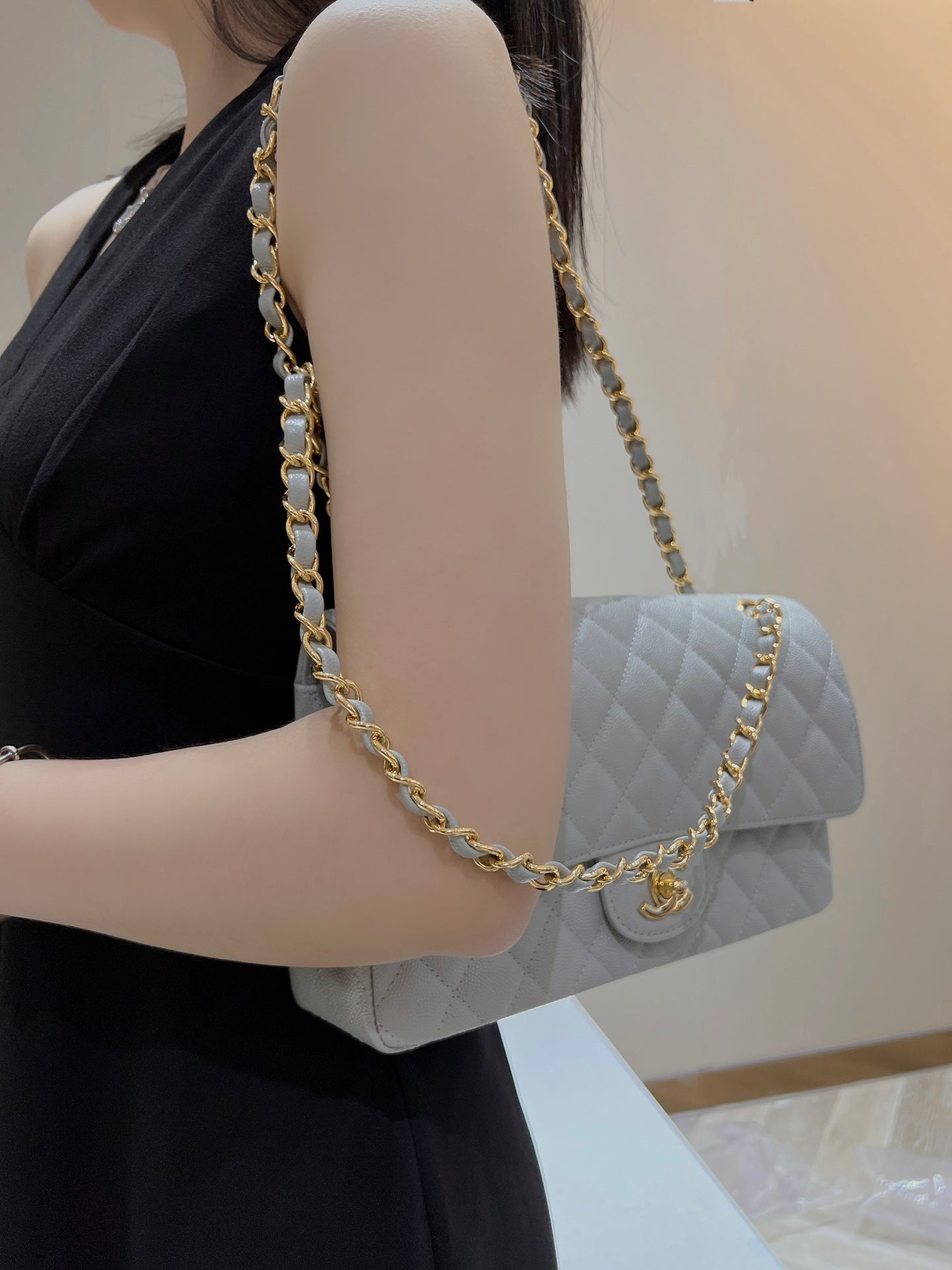 CH CLASSIC 11.12 HANDBAG 25.5 Small Grained Calfskin Elephant Gray