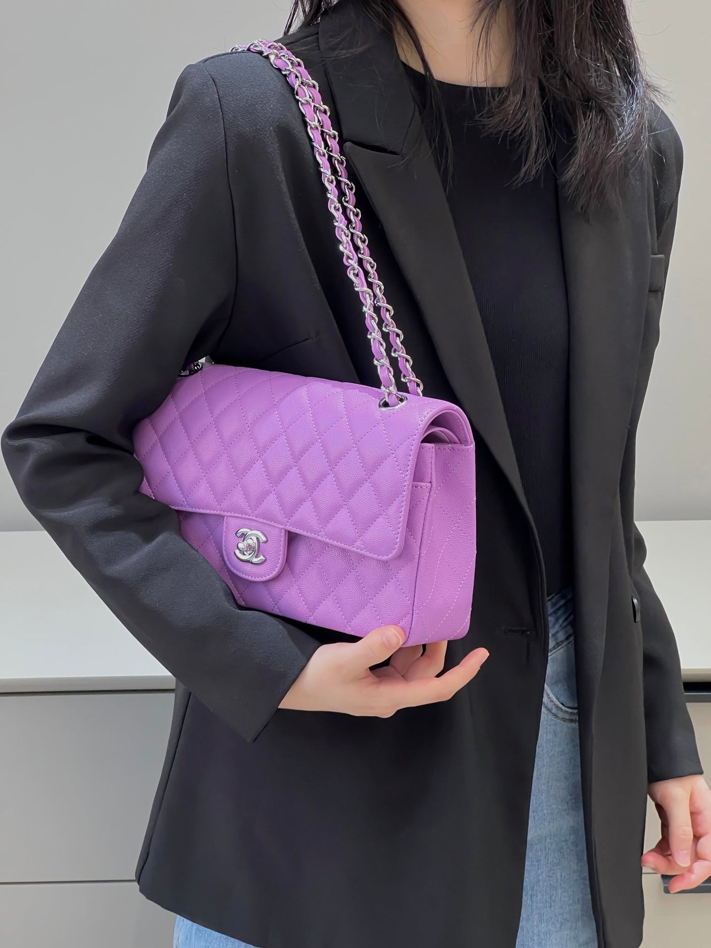 CH CLASSIC 11.12 HANDBAG 25.5 Small Grained Calfskin Taro Purple