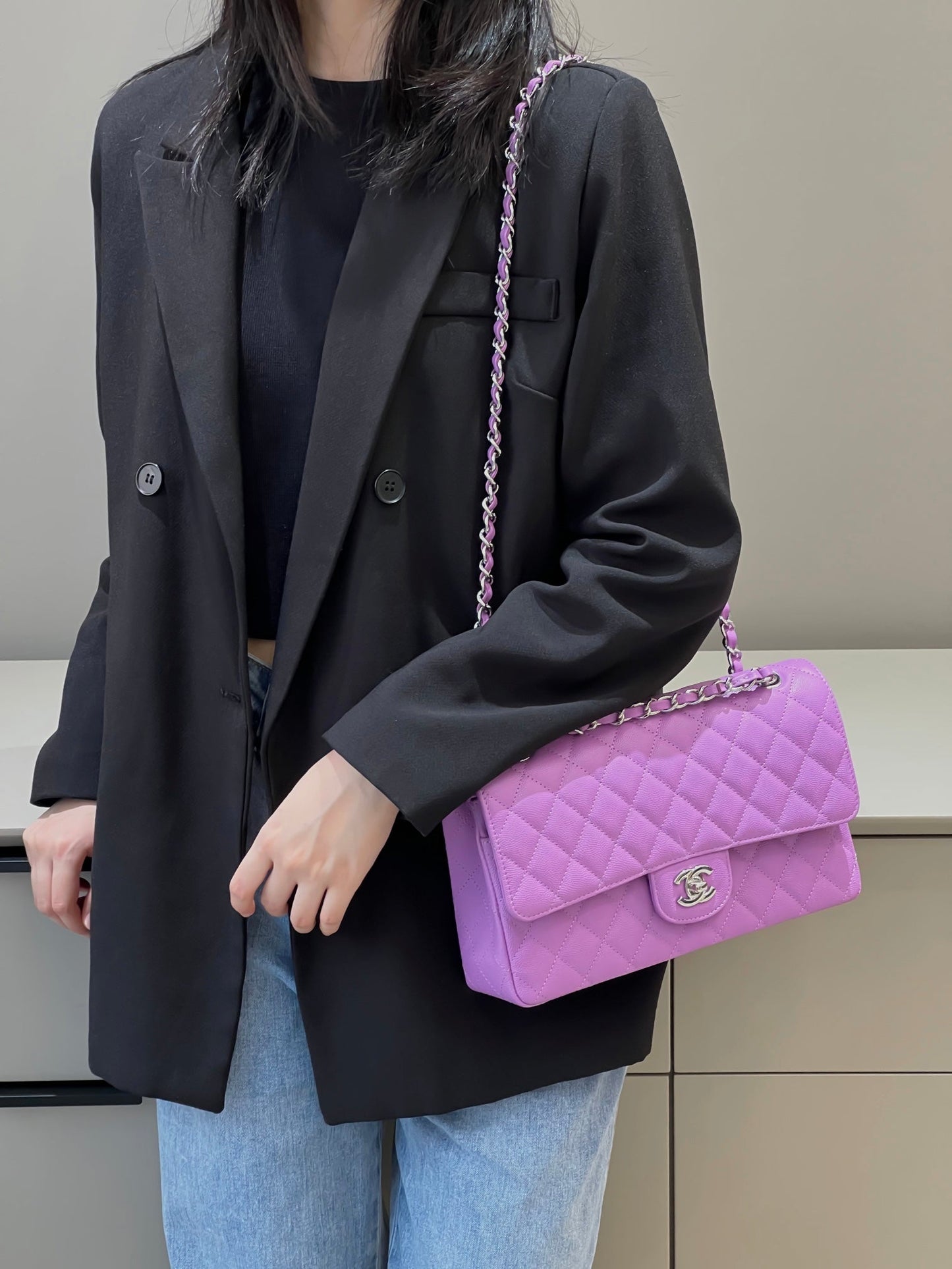 CH CLASSIC 11.12 HANDBAG 25.5 Small Grained Calfskin Taro Purple