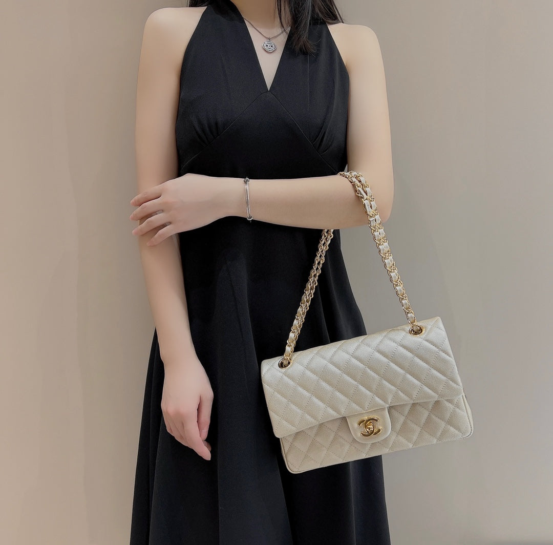 CH CLASSIC 11.12 HANDBAG 25.5 Small Grained Calfskin  Champagne Gold