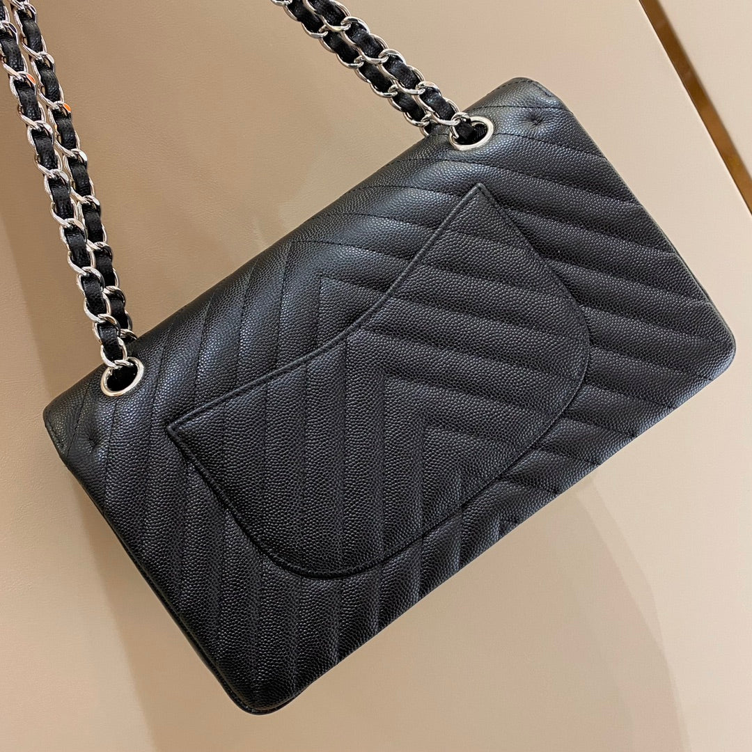 CH  CLASSIC 11.12 HANDBAG 25.5 Small Grained Calfskin  V Pattern Black