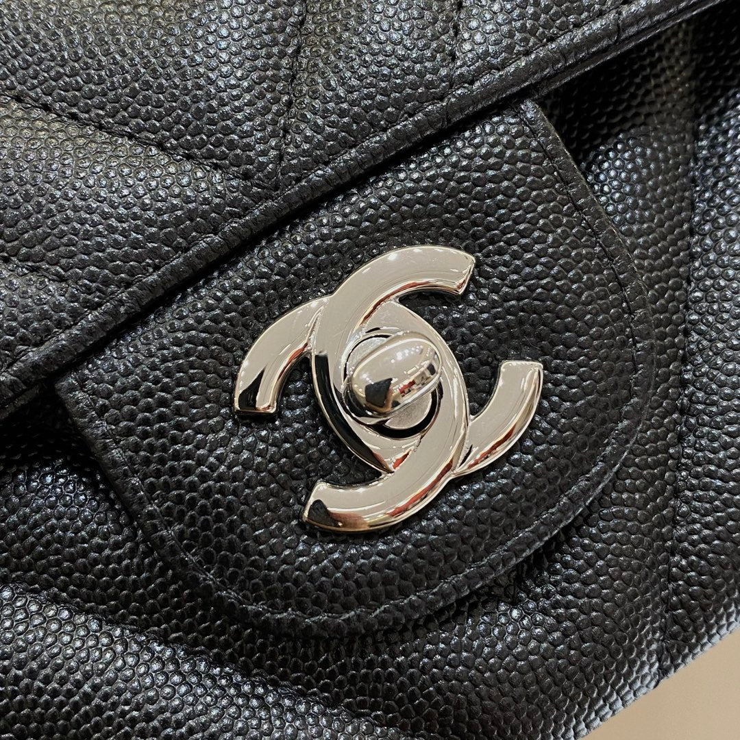 CH  CLASSIC 11.12 HANDBAG 25.5 Small Grained Calfskin  V Pattern Black