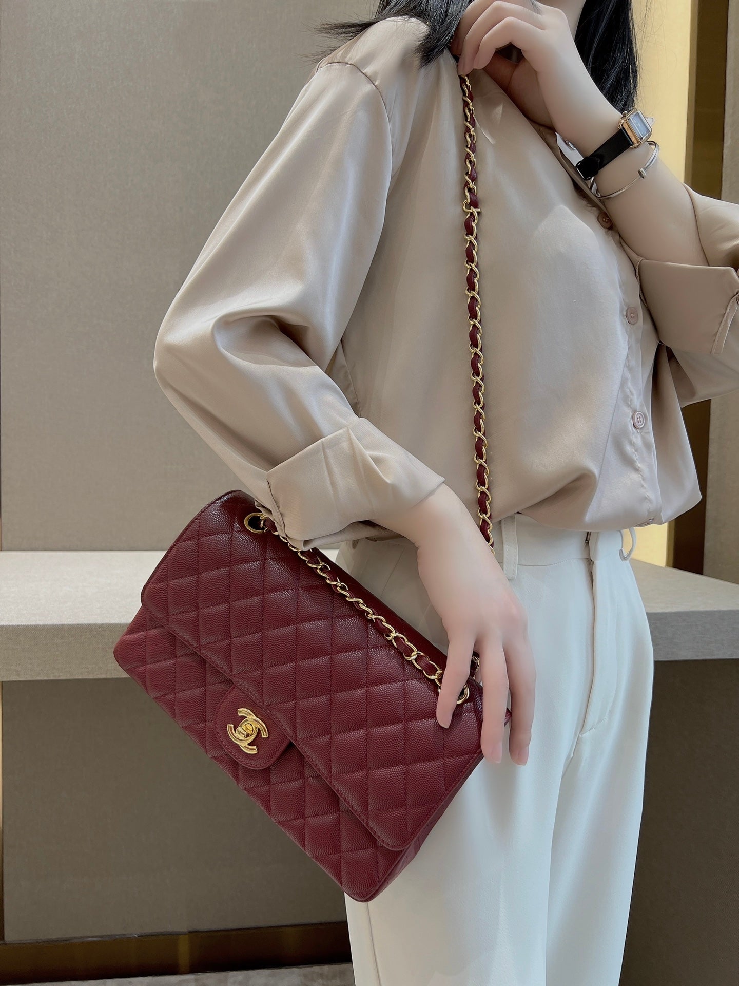 CH CLASSIC 11.12 HANDBAG 25.5 Small Grained Calfskin  Red Wine Color