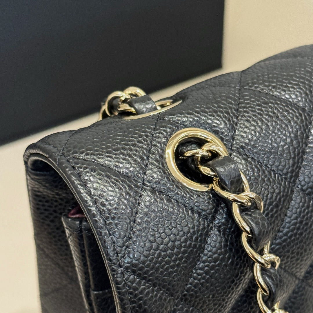 CH CLASSIC 11.12 HANDBAG 25.5 Grained Calfskin Black