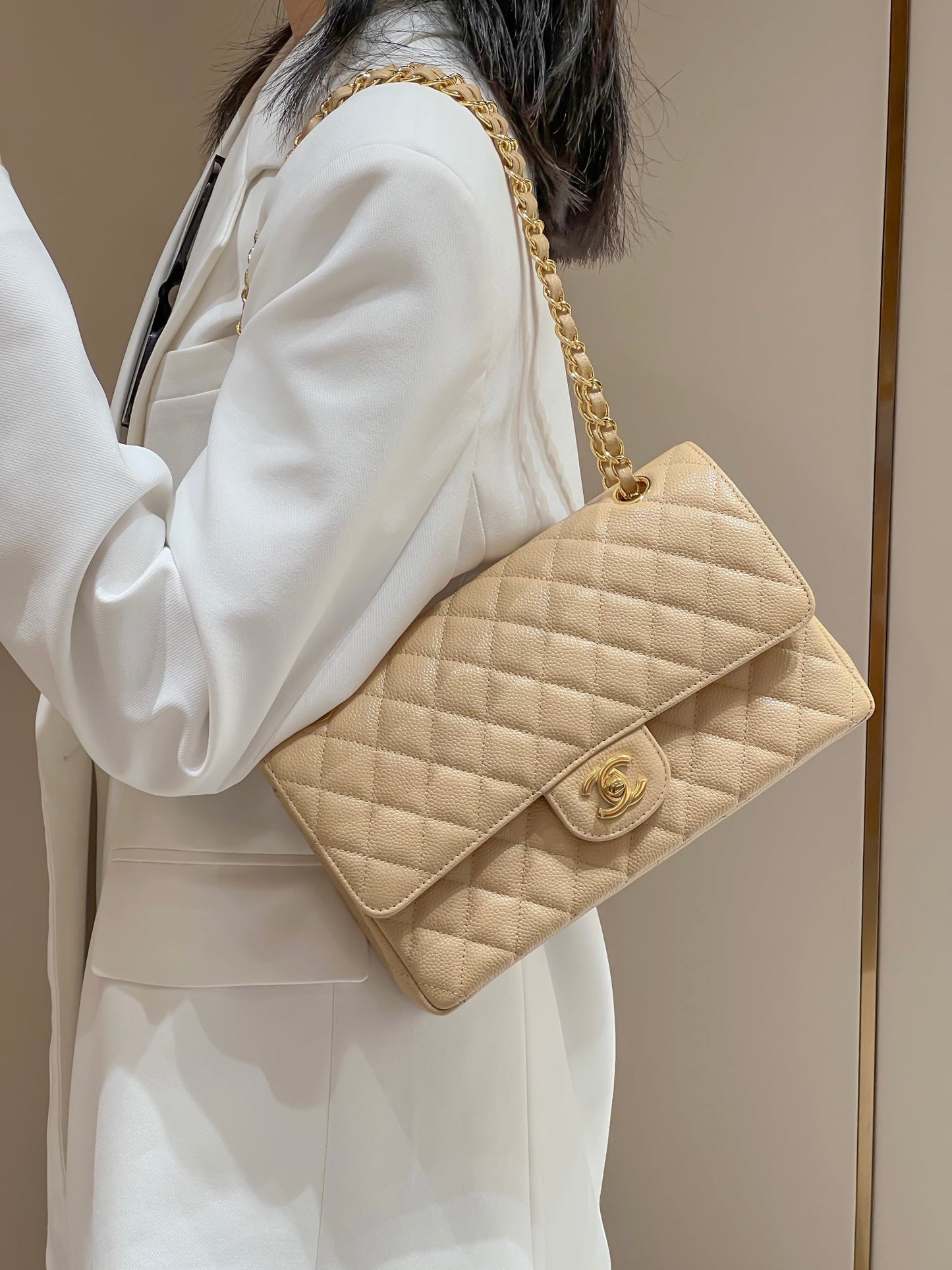 CH  CLASSIC 11.12 HANDBAG 25.5 Grained Calfskin Apricot