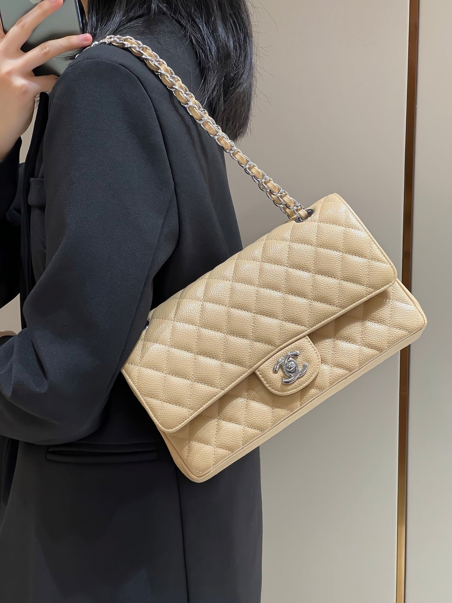 CH  CLASSIC 11.12 HANDBAG 25.5 Grained Calfskin Apricot