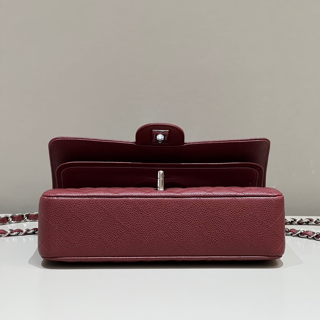 CH CLASSIC 11.12 HANDBAG 25.5 Grained Calfskin Red Wine Color