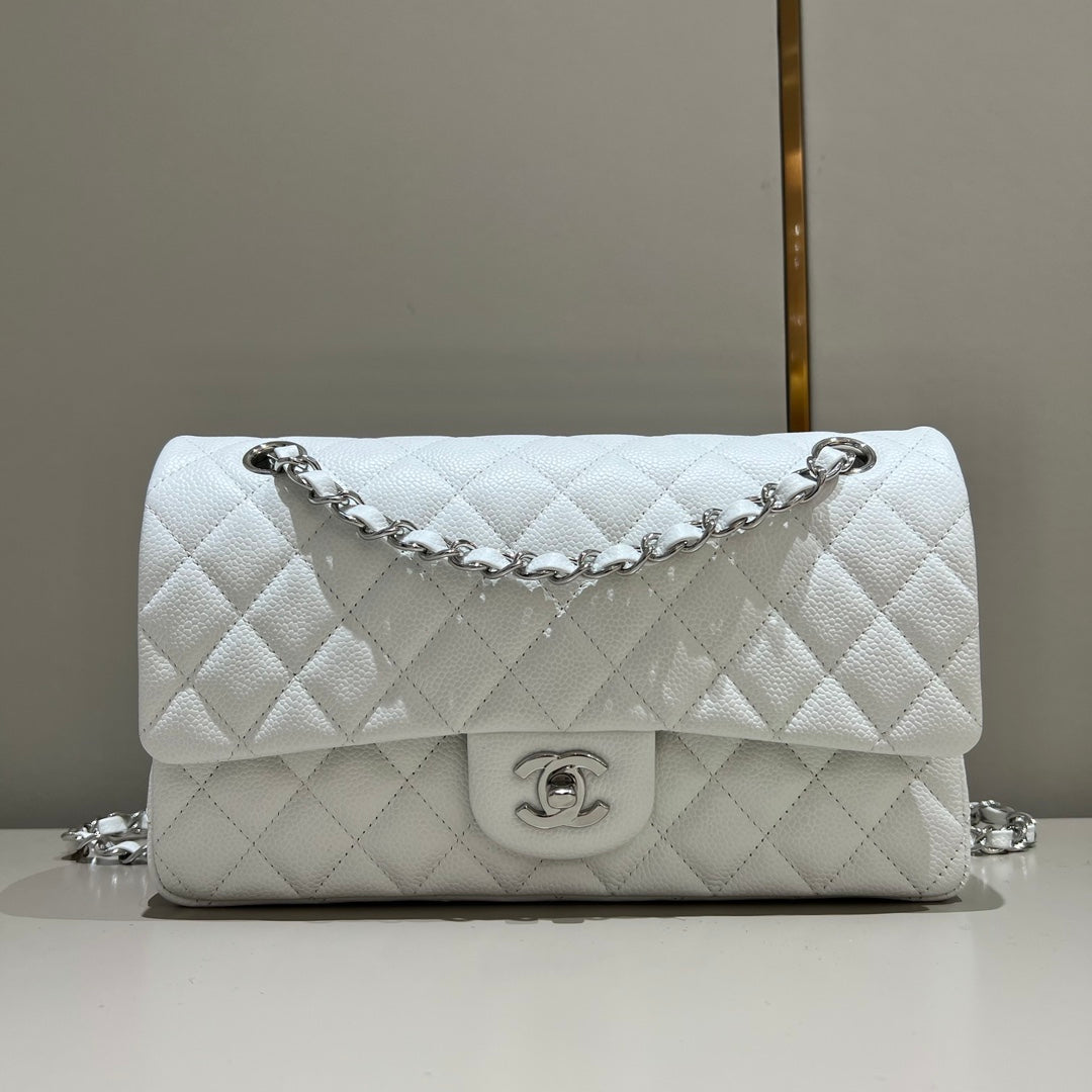 CH CLASSIC 11.12 HANDBAG 25.5 Grained Calfskin White