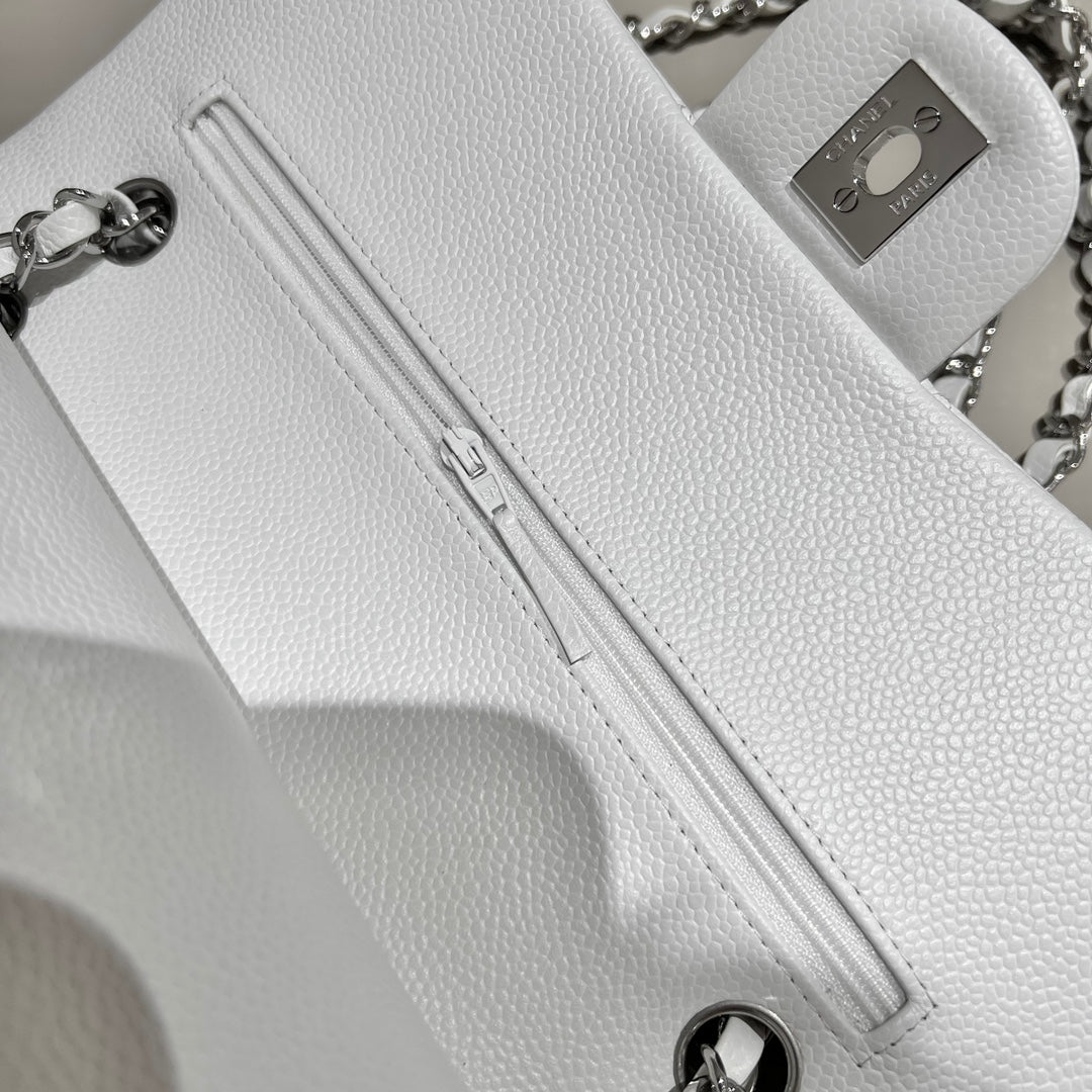 CH CLASSIC 11.12 HANDBAG 25.5 Grained Calfskin White