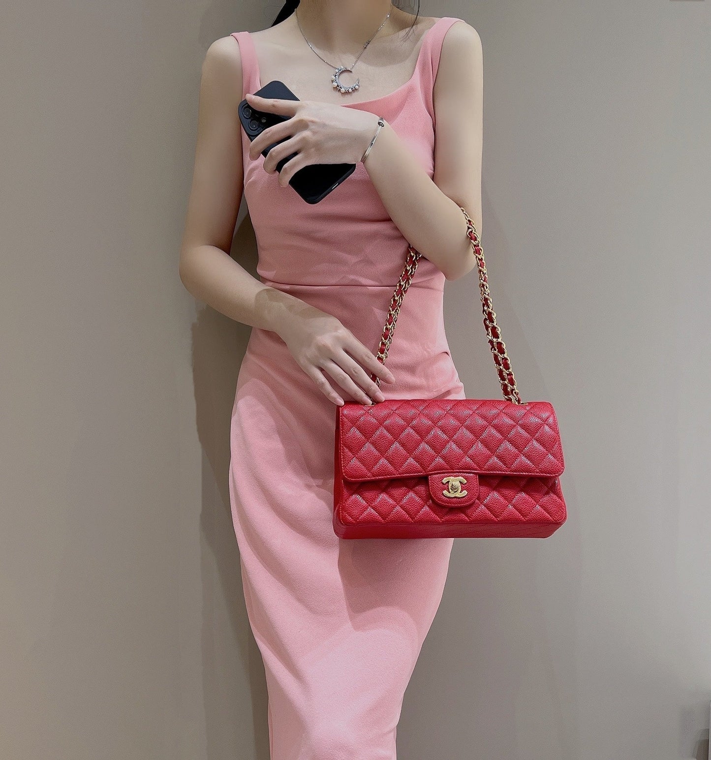 CH CLASSIC 11.12 HANDBAG 25.5 Grained Calfskin Red