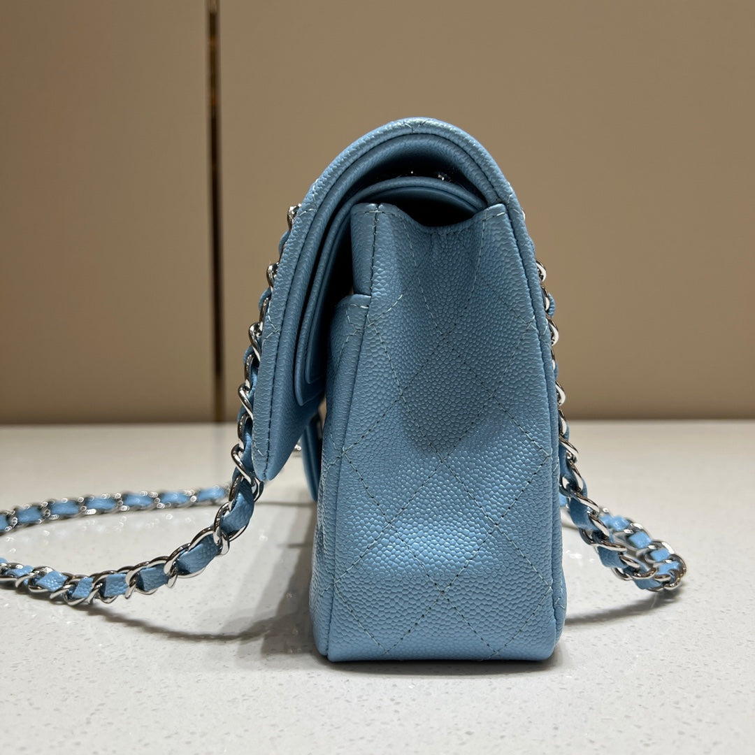 CH CLASSIC 11.12 HANDBAG 25.5 Grained Calfskin Blue