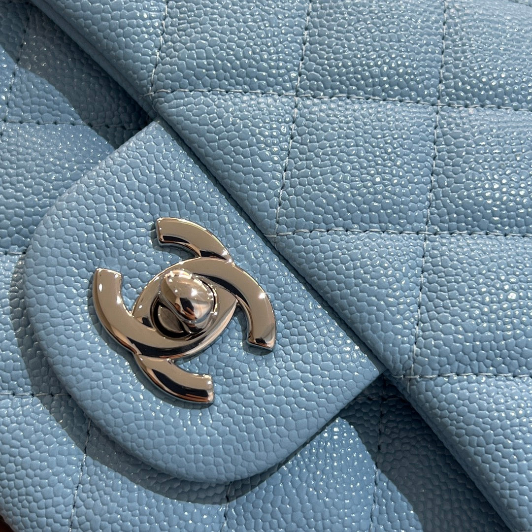 CH CLASSIC 11.12 HANDBAG 25.5 Grained Calfskin Blue