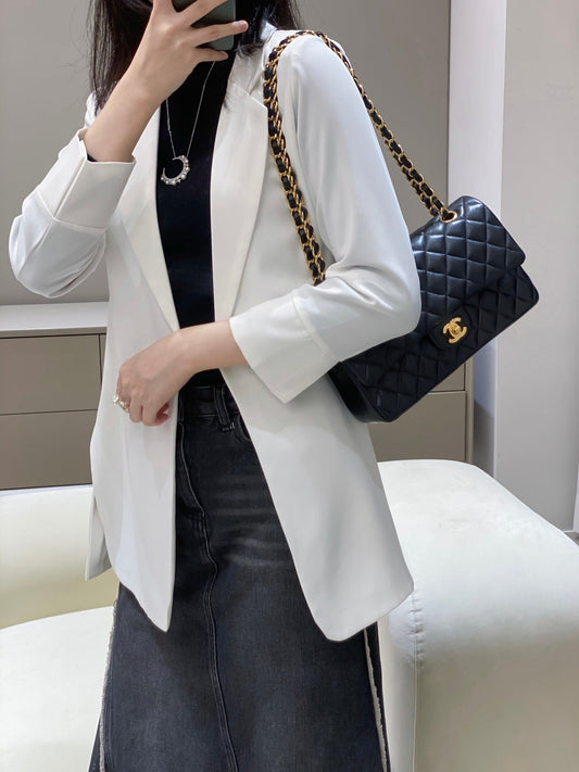 CH  CLASSIC 11.12 HANDBAG 25.5 Lambskin Black