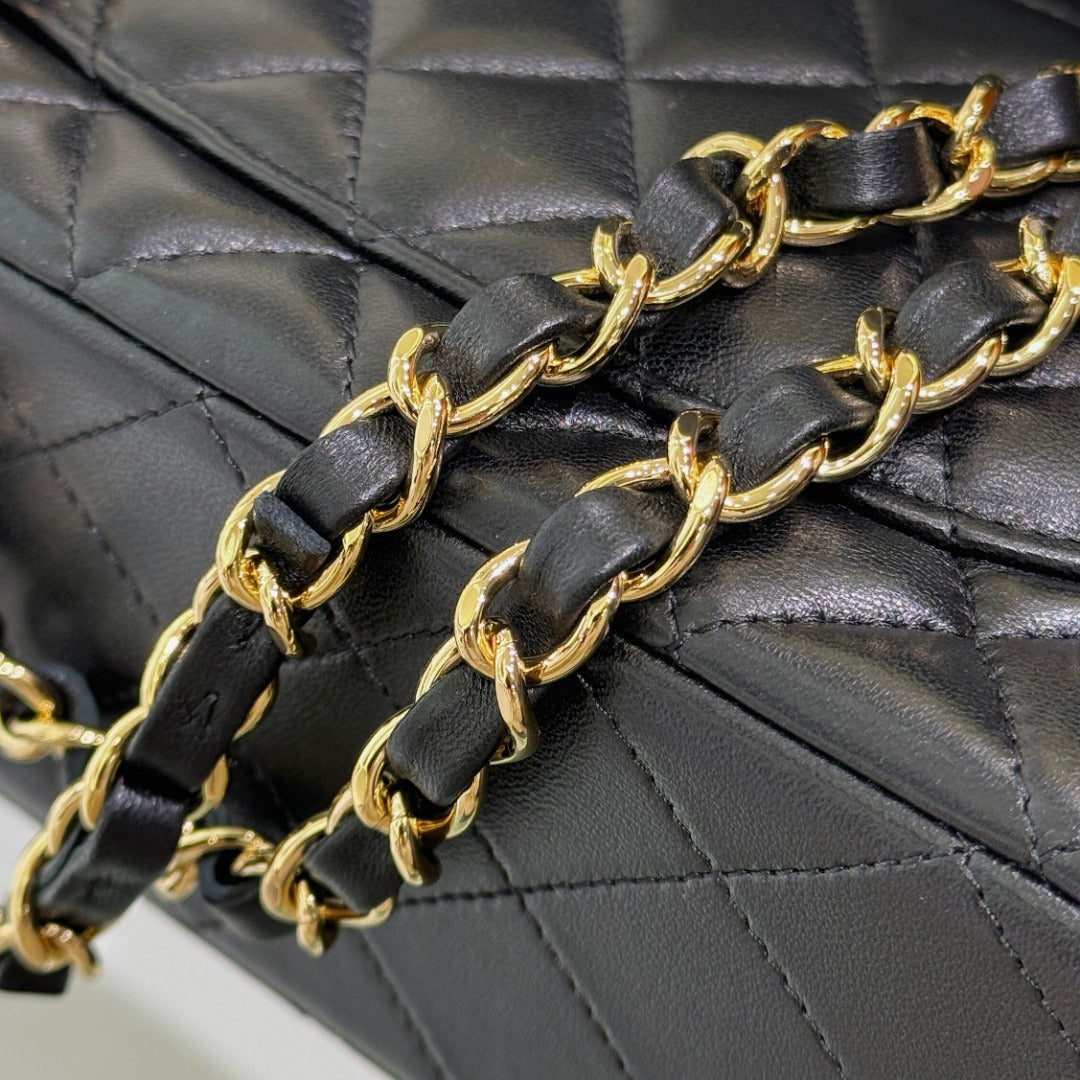 CH  CLASSIC 11.12 HANDBAG 25.5 Lambskin Black