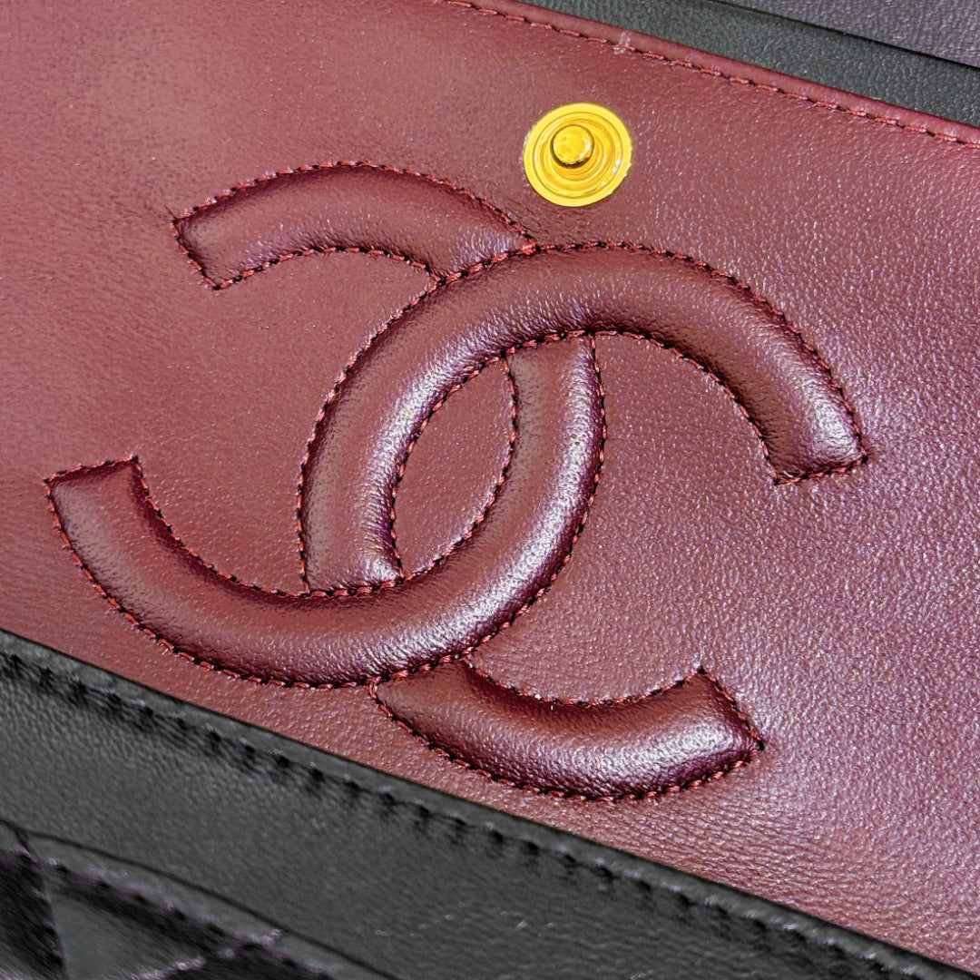 CH  CLASSIC 11.12 HANDBAG 25.5 Lambskin Black