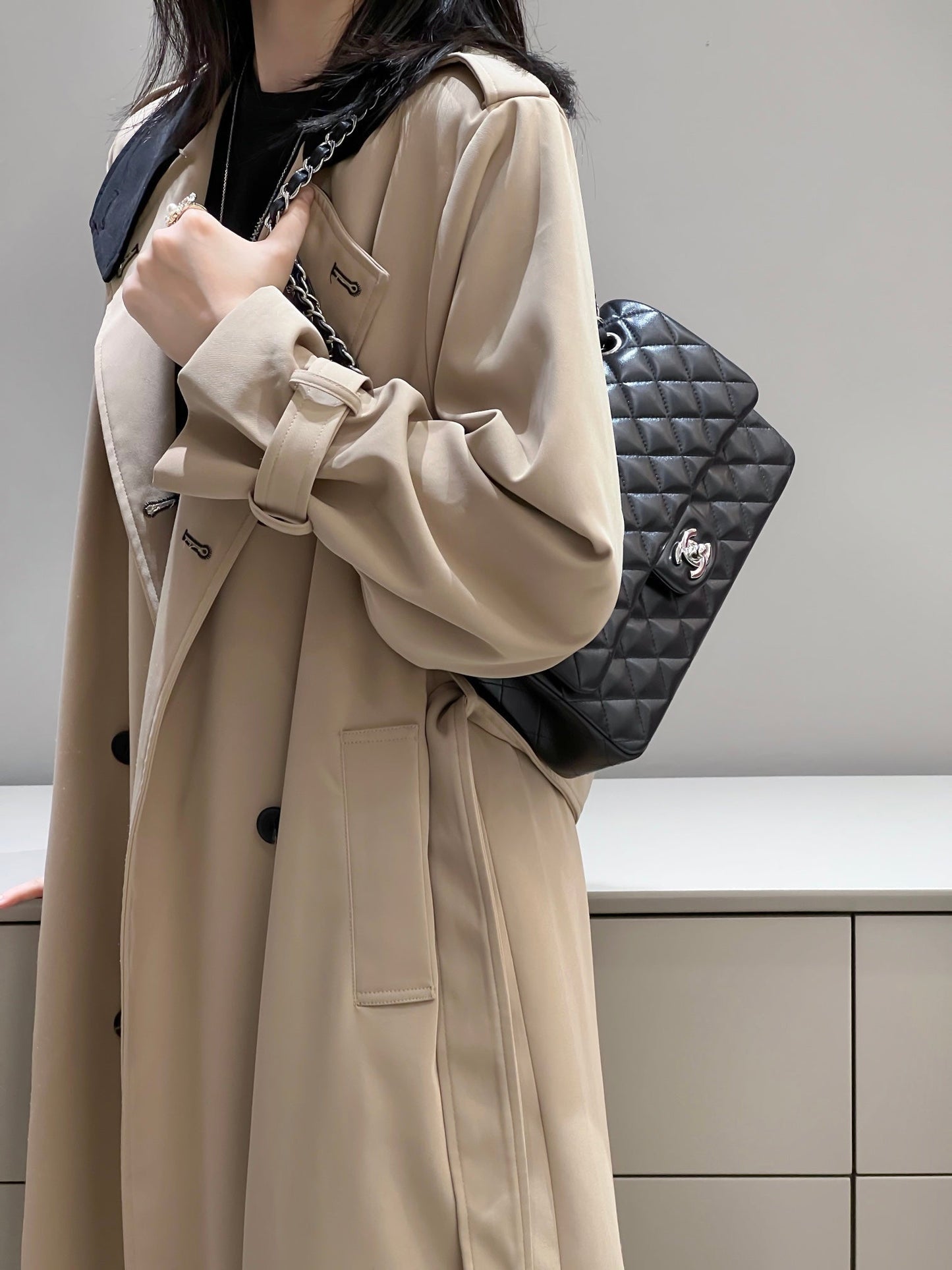 CH  CLASSIC 11.12 HANDBAG 25.5 Lambskin Black