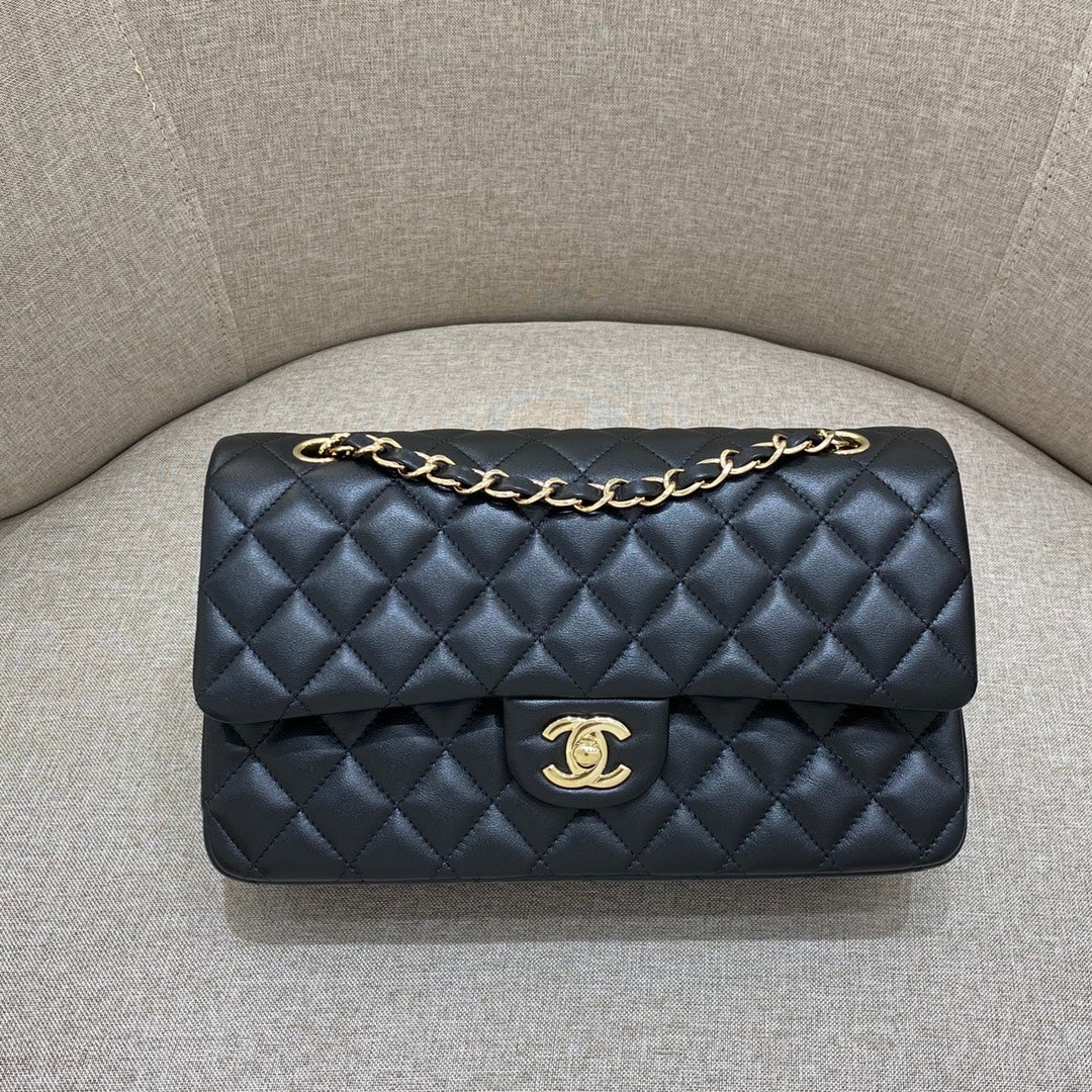CH  CLASSIC 11.12 HANDBAG 25.5 Lambskin Black