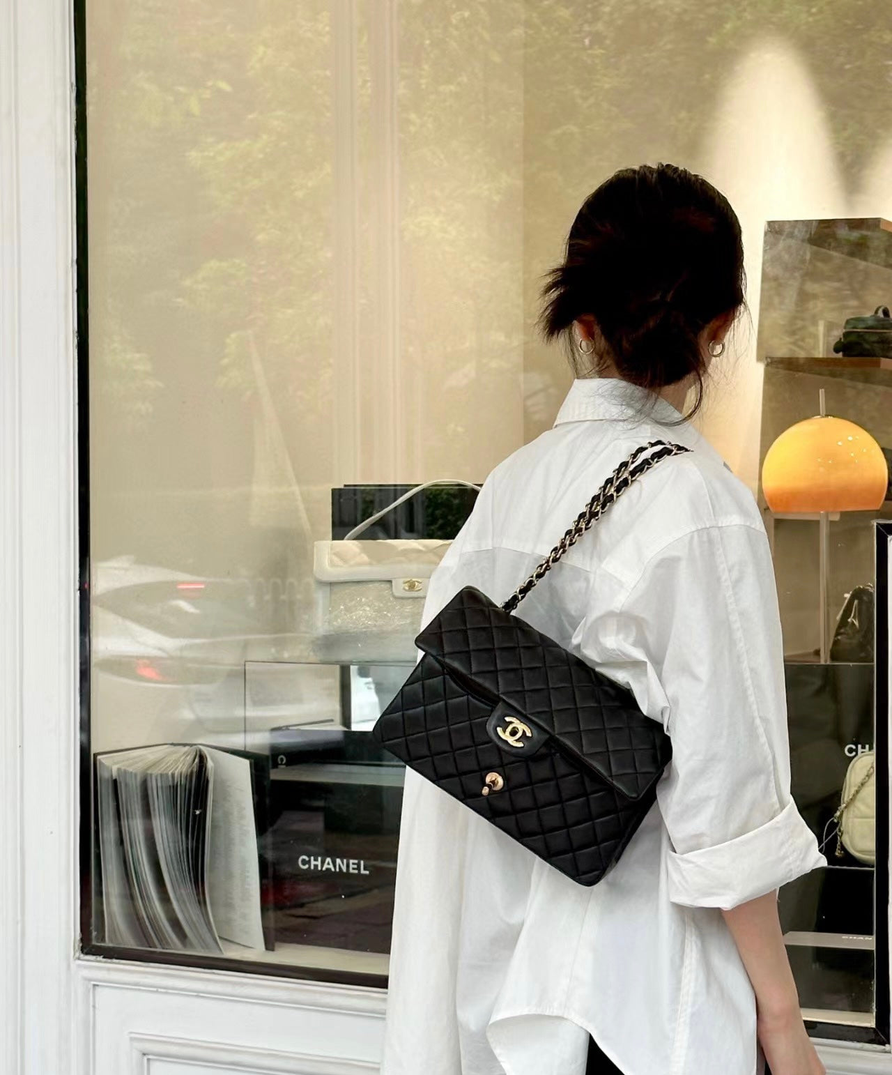 CH  CLASSIC 11.12 HANDBAG 25.5 Lambskin Black