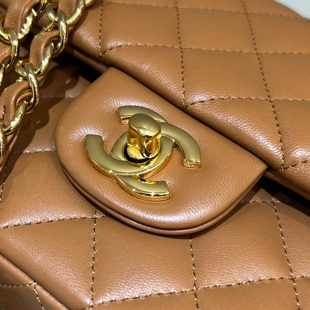 CH CLASSIC 11.12 HANDBAG 25.5 Lambskin Gold Brown