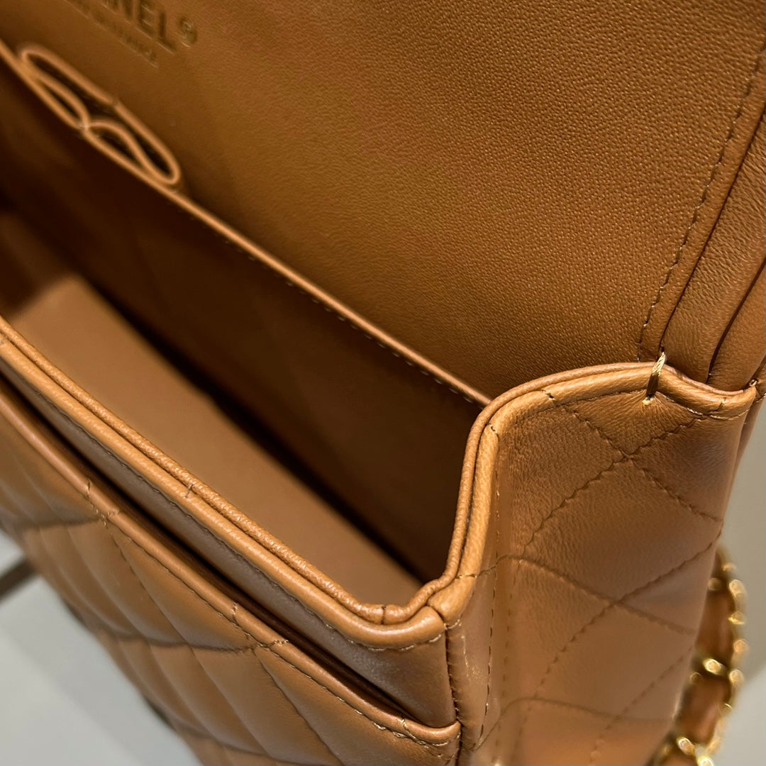 CH CLASSIC 11.12 HANDBAG 25.5 Lambskin Gold Brown