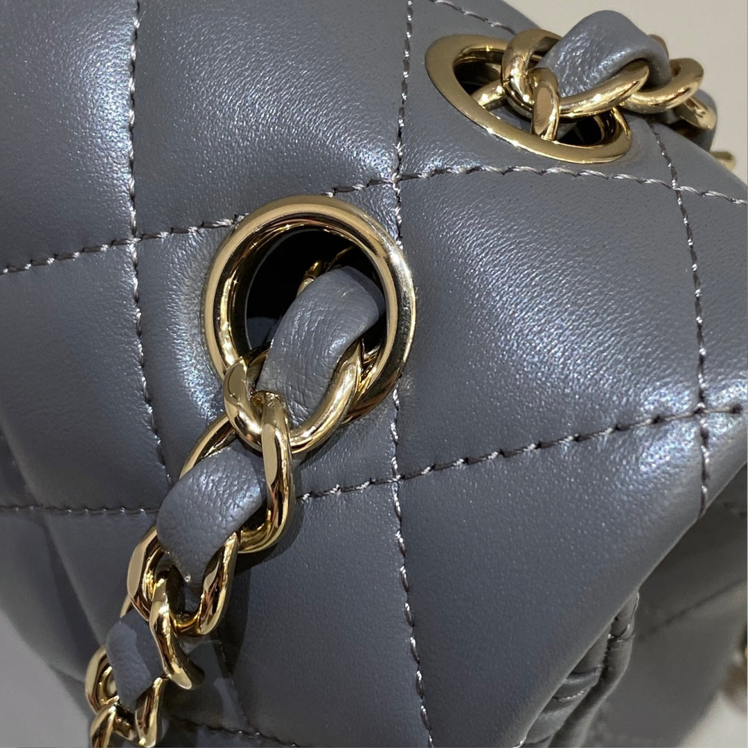 CH CLASSIC 11.12 HANDBAG 25.5 Lambskin High-grade gray