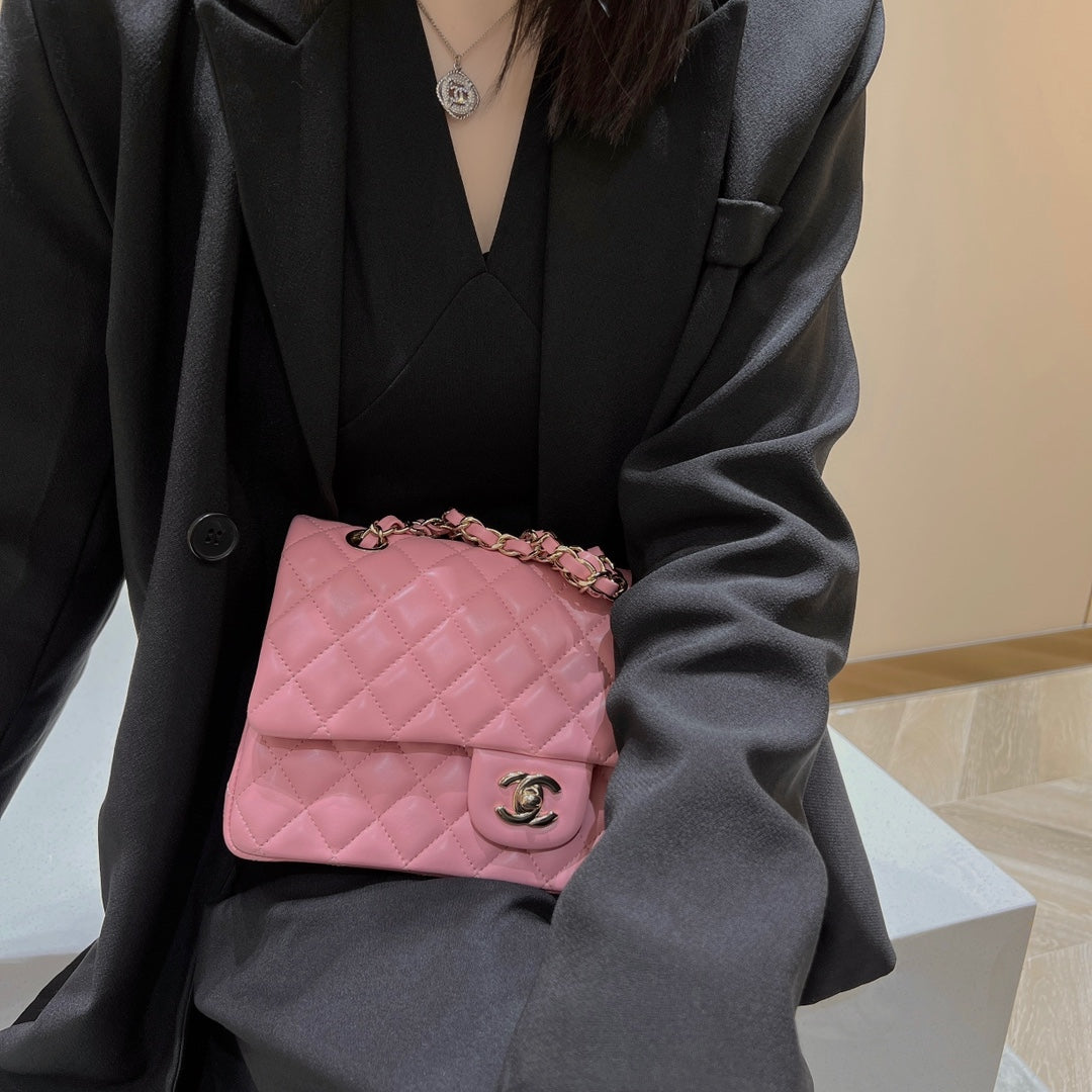 CH CLASSIC 11.12 HANDBAG 25.5 Lambskin Dark Pink