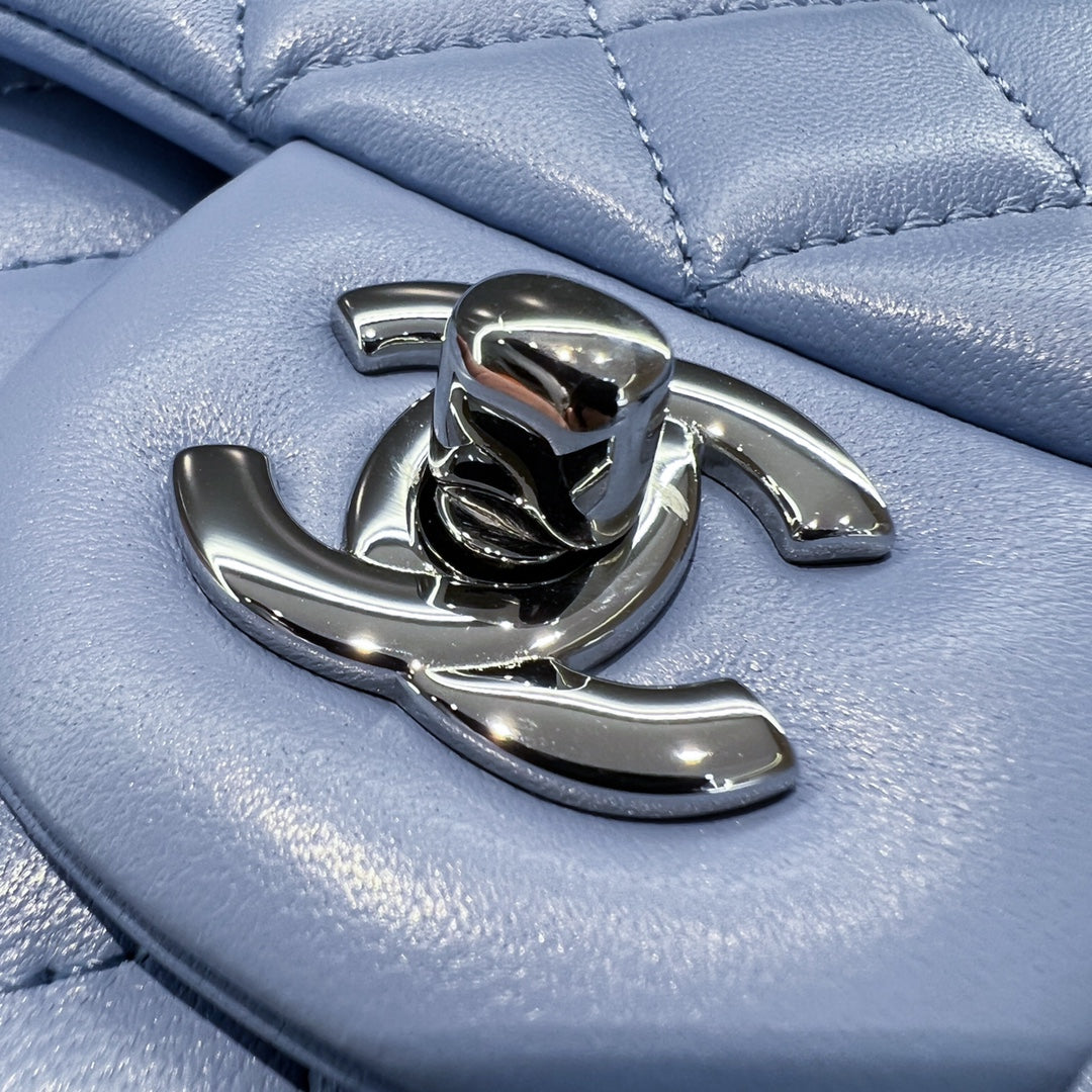 CH  CLASSIC 11.12 HANDBAG 25.5 Lambskin Baby Blue