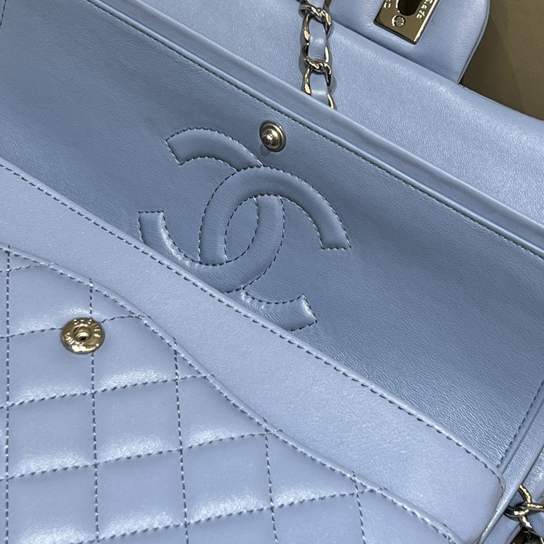 CH  CLASSIC 11.12 HANDBAG 25.5 Lambskin Baby Blue