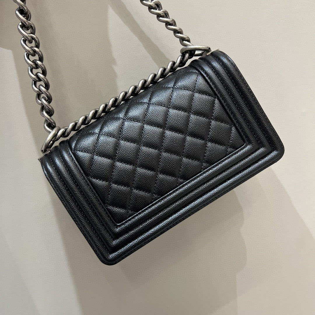 CH SMALL BOY HANDBAG 20 Small Grained Calfskin Black