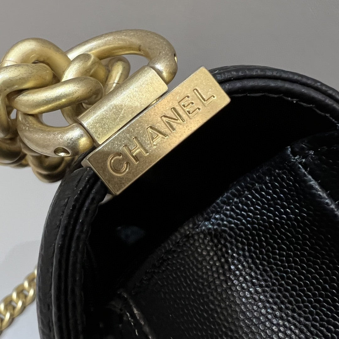 CH SMALL BOY HANDBAG 20 Small Grained Calfskin Black