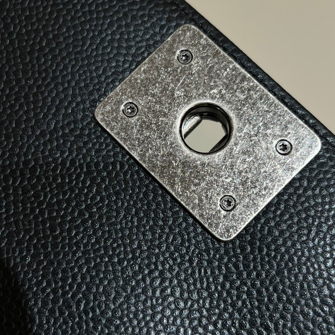 CH  SMALL BOY HANDBAG 20 Grained Calfskin Black