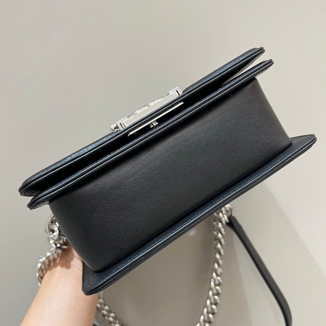 CH SMALL BOY HANDBAG 20 Calfskin V Pattern Black